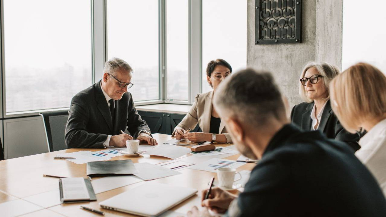 Orange County HOA Governance: Legal Framework and Compliance