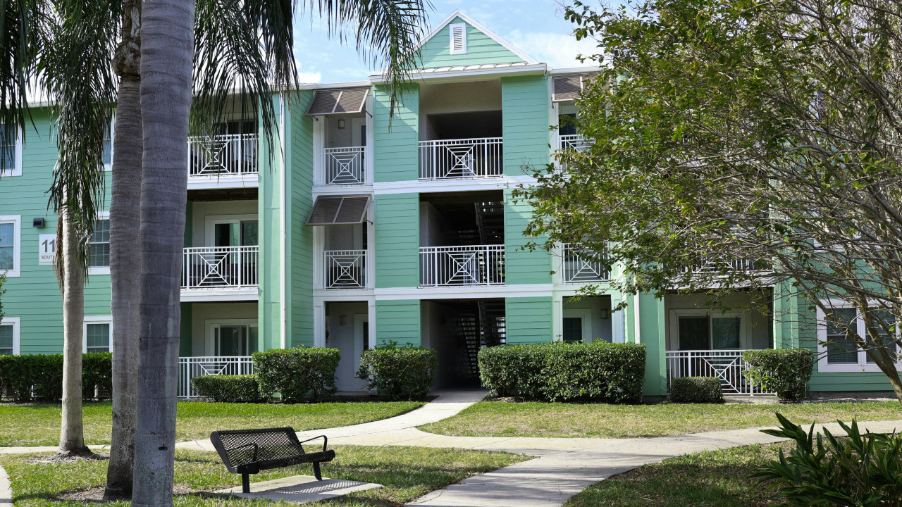 Florida HOA and COA Board Members just got “Schooled”: Understanding the New Education Requirements under House Bills 1203 and 1021